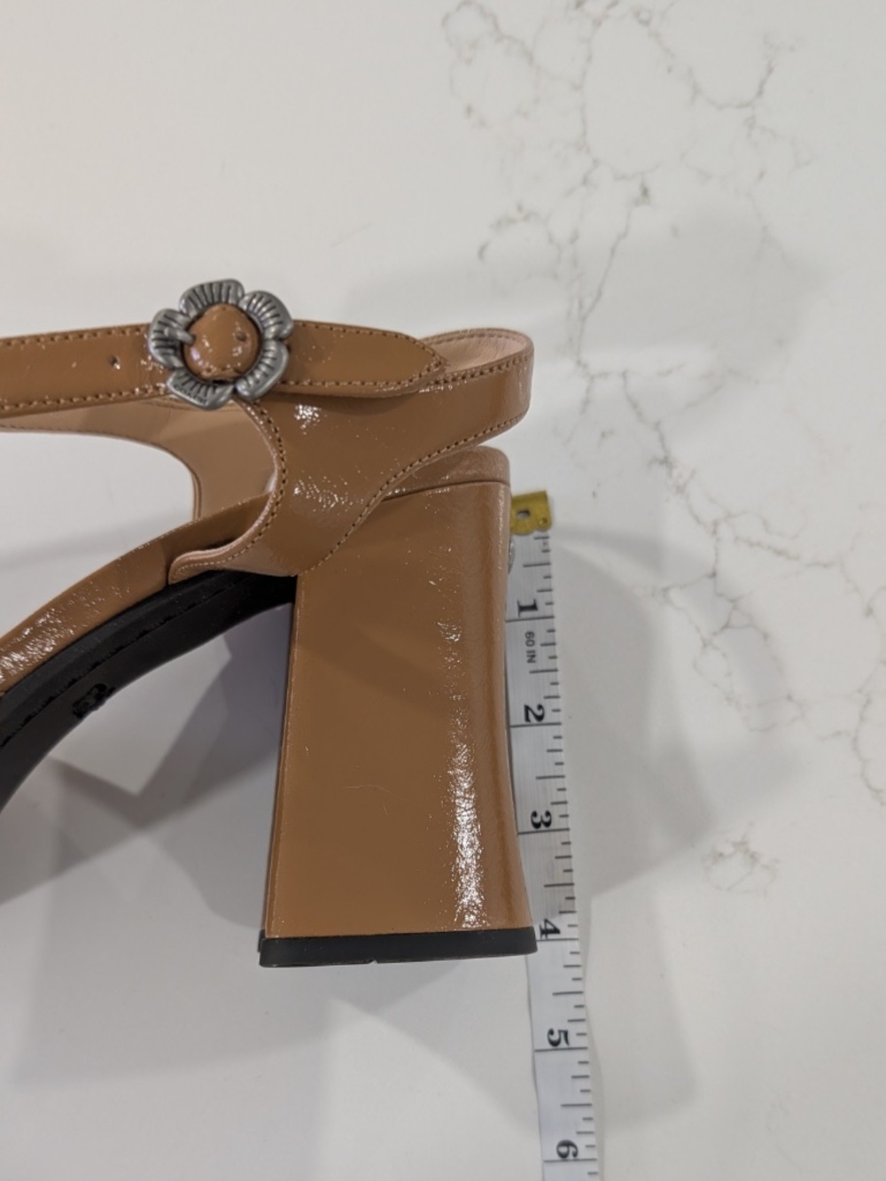 COACH Tea Rose Platform Pumps Size 10 Brown Glazed Leather Flower Buckle NWOB - Picture 8 of 14